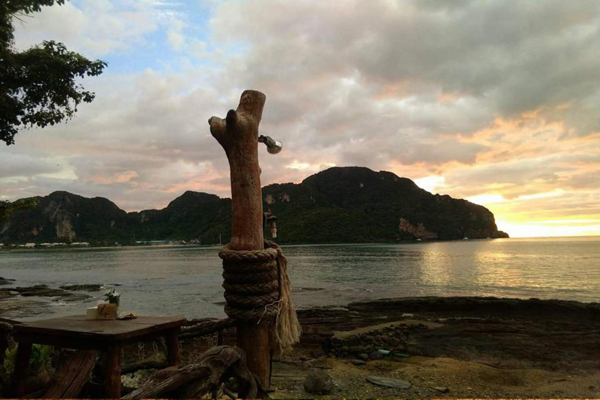 Sunset Bay Ko Phi Phi